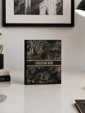 DIOR AUTHENTIC JOURNAL/COA